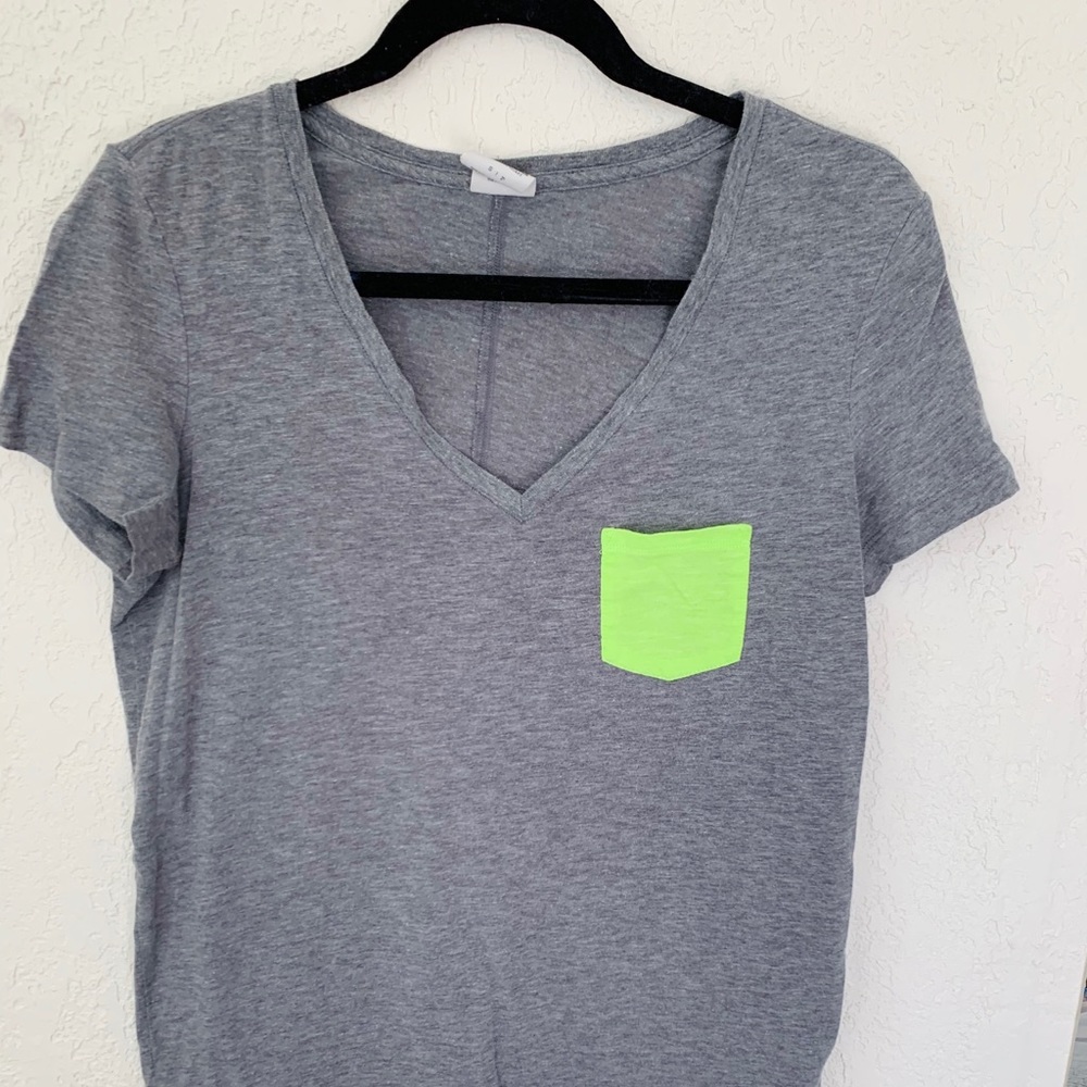 Pink pocket vneck